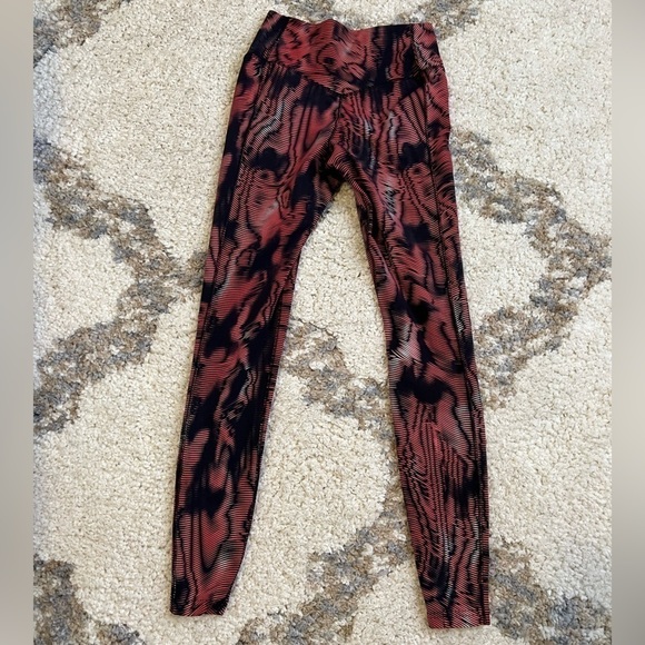 Nike Legendary Tight Fit Training Pants dri fit leggings women’s XS - Picture 3 of 5